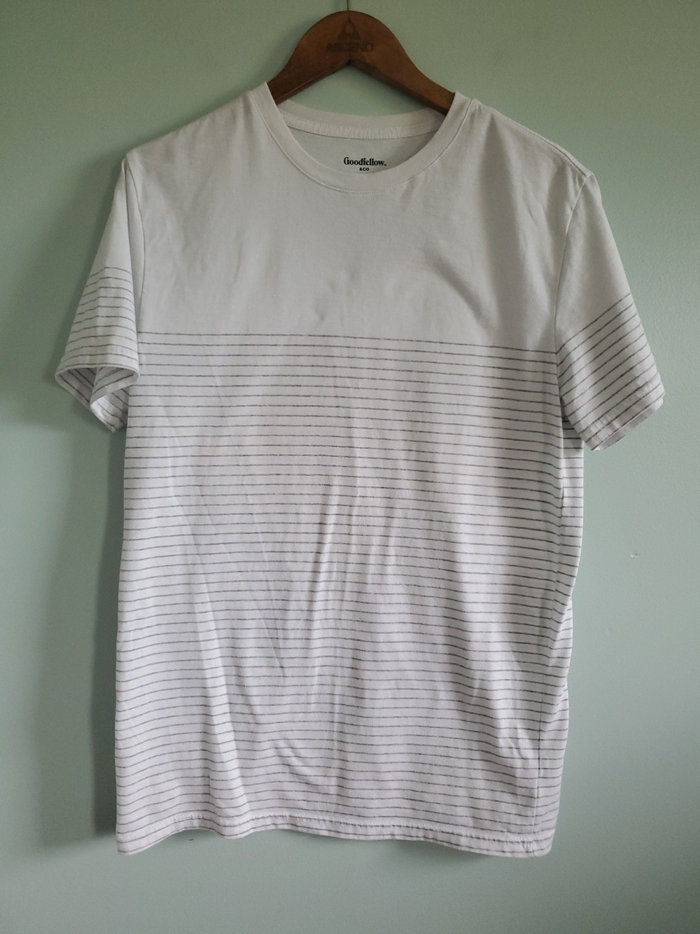 Goodfellow & Co White Short-Sleeve Crewneck Tee with Thin Gray Stripes